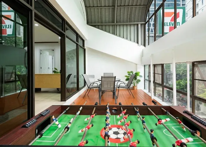 Luxury 4br 250 Sqm 5 Min To Bts Sukhumvit 26
