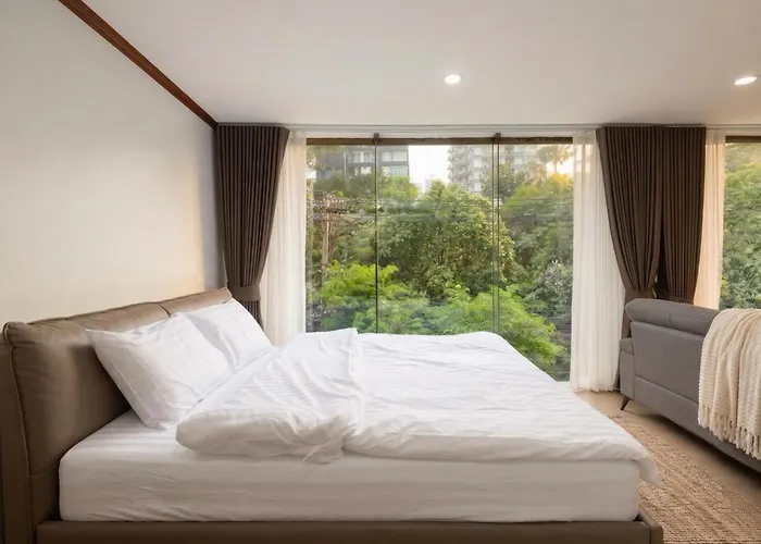 Luxury 4br 250 Sqm 5 Min To Bts Sukhumvit 26 *