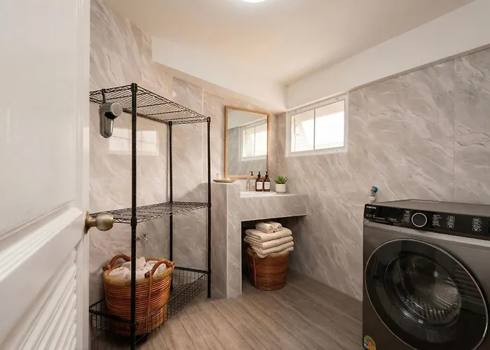 別墅 Luxury 4br 250 Sqm 5 Min To Bts Sukhumvit 26 曼谷