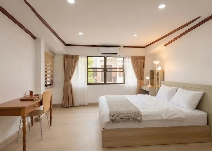 別墅 Luxury 4br 250 Sqm 5 Min To Bts Sukhumvit 26